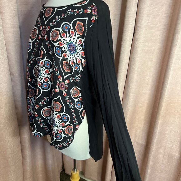 Old Navy Women Long Sleeve Blouse Folk Art Print Large 100% Rayon Office Casual - Picture 5 of 16